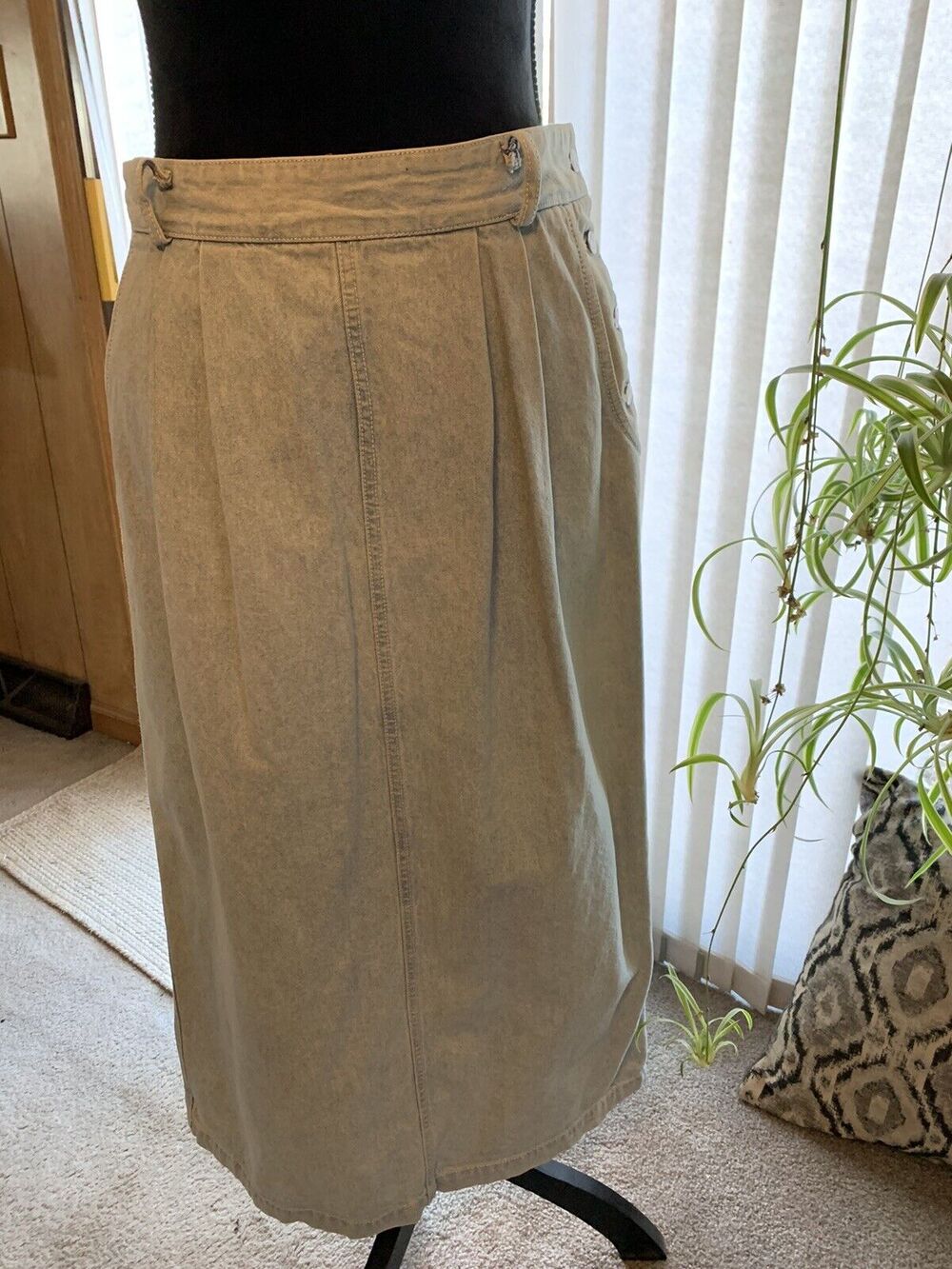 Vintage Liz Wear long denim skirt side buttons size 12